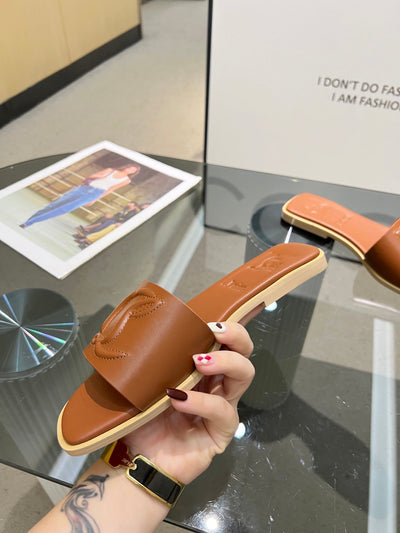 CL casual slippers