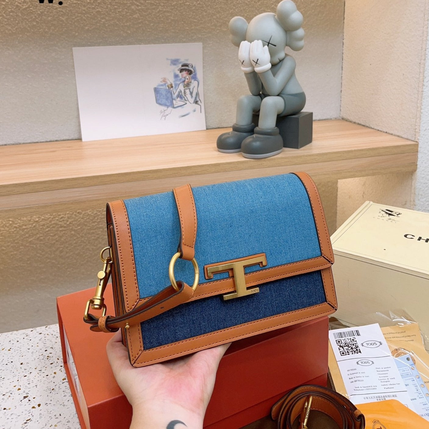 T new denim accordion bag Fashionable classic for daily commuting Easily adaptable to any style