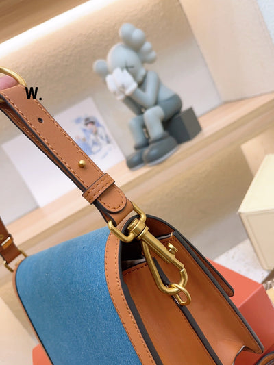 T new denim accordion bag Fashionable classic for daily commuting Easily adaptable to any style