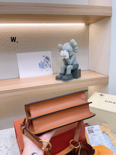 T new denim accordion bag Fashionable classic for daily commuting Easily adaptable to any style