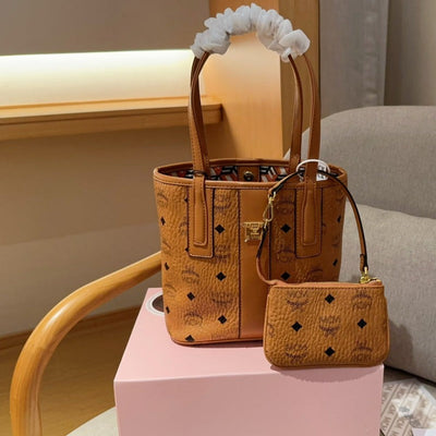 M new classic tote shopping bag