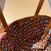M new classic tote shopping bag