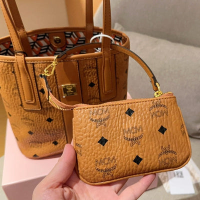 M new classic tote shopping bag