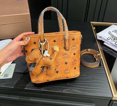 M new classic tote shopping bag