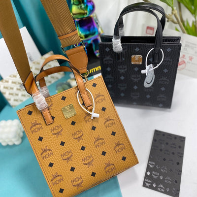 M new classic tote shopping bag