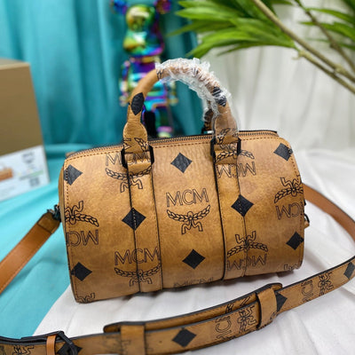 M Boston classic bag