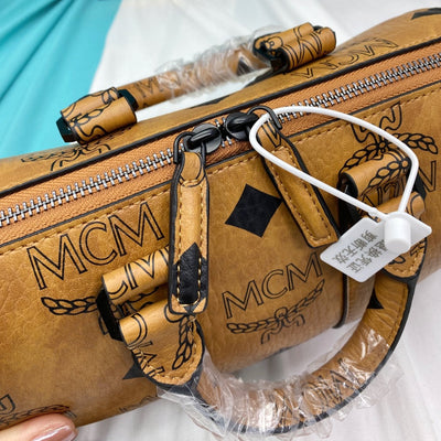 M Boston classic bag