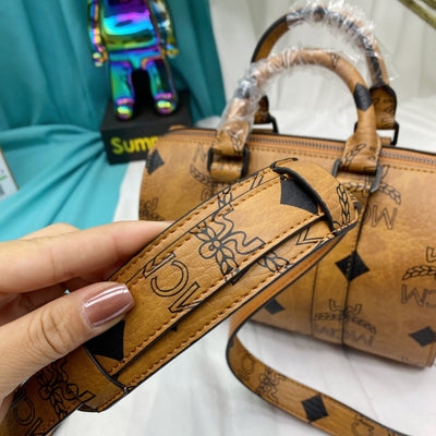 M Boston classic bag