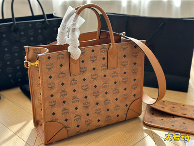 MC* Classic Shopping Bag