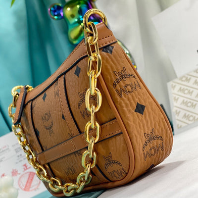MC* Classic Underarm Bag