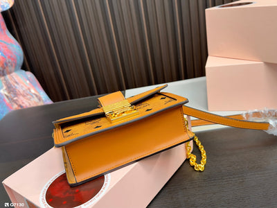 MC* classic chain bag