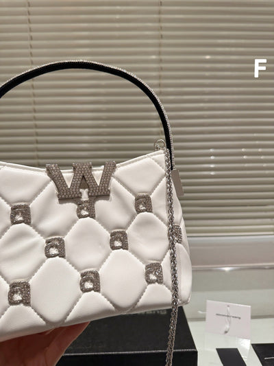 **Wang new crystal letter bag