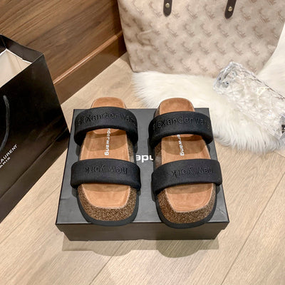 Wang new thick-soled slippers