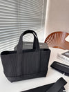 Wang new tote ribbed knitted bag