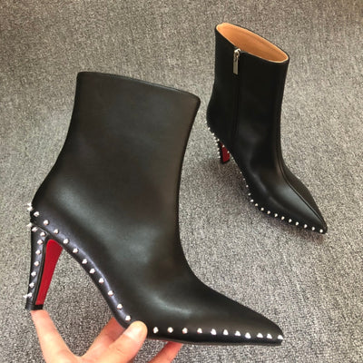 Loubouti*1: 1 VIPlatest high-heeled boots